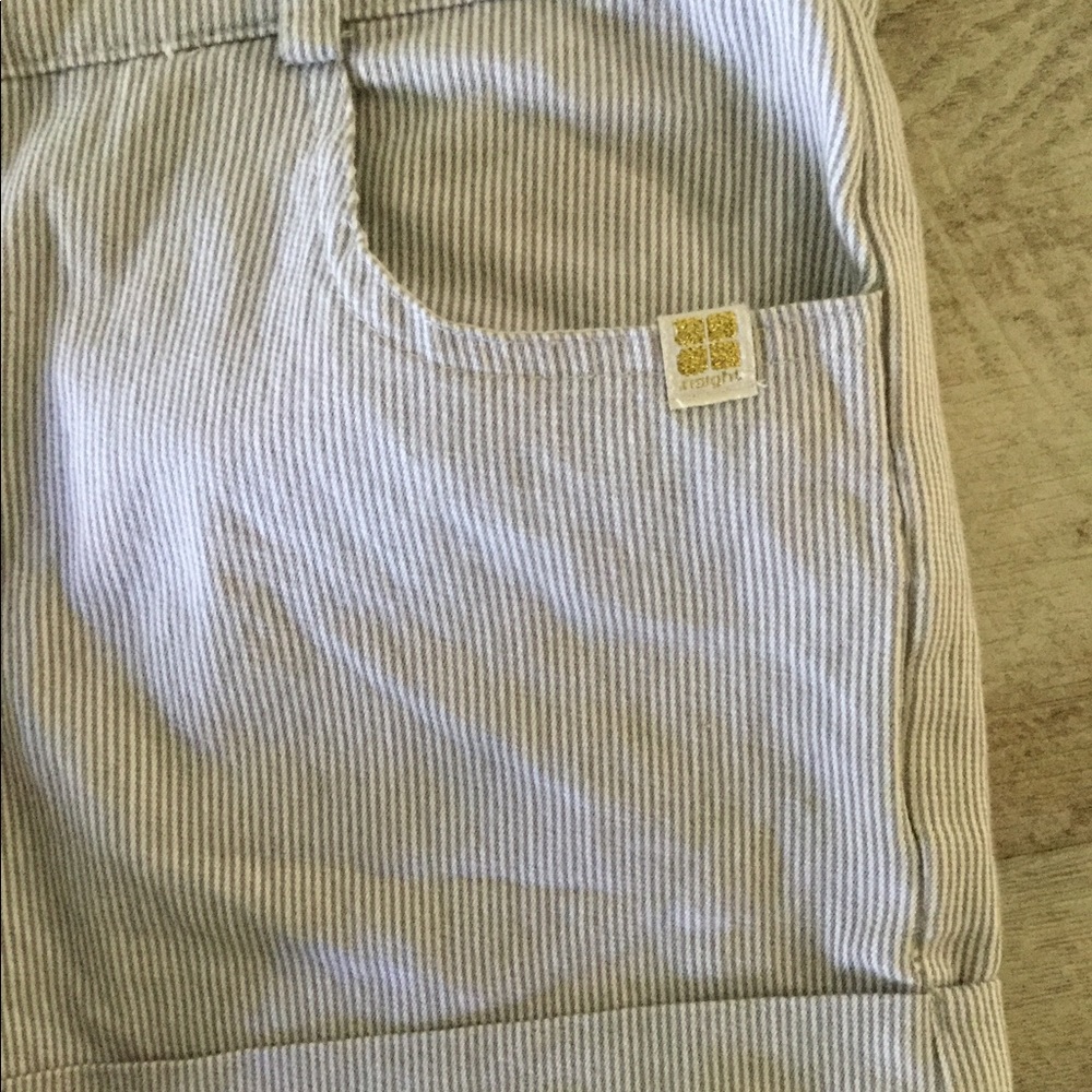 Insight shorts - Picture 2 of 6